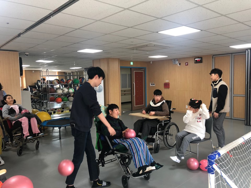 2019.01.15(화)특수체육활동 2019.01.15(화)특수체육활동