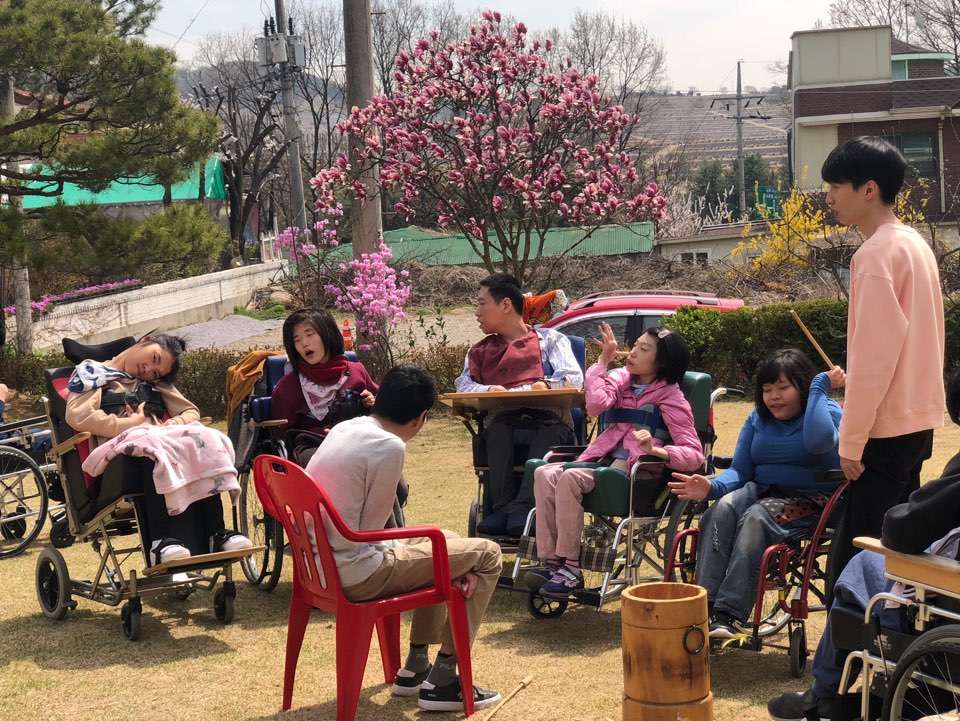 봄 계절나들이 봄 계절나들이