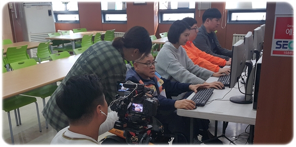 한국정보화진흥원 사랑의 그린PC 기증 한국정보화진흥원 사랑의 그린PC 기증